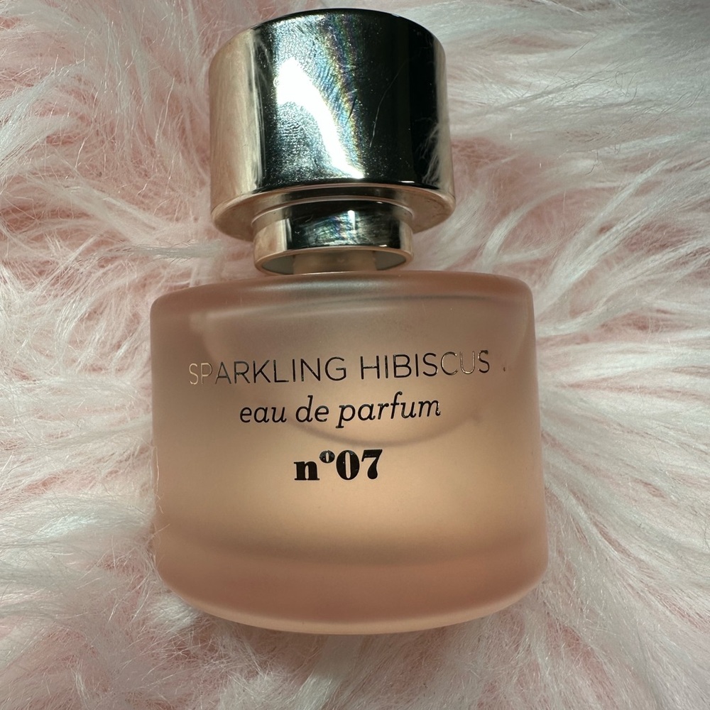 Mix:Bar Sparkling Hibiscus Eau de Parfum - Picture 2 of 4